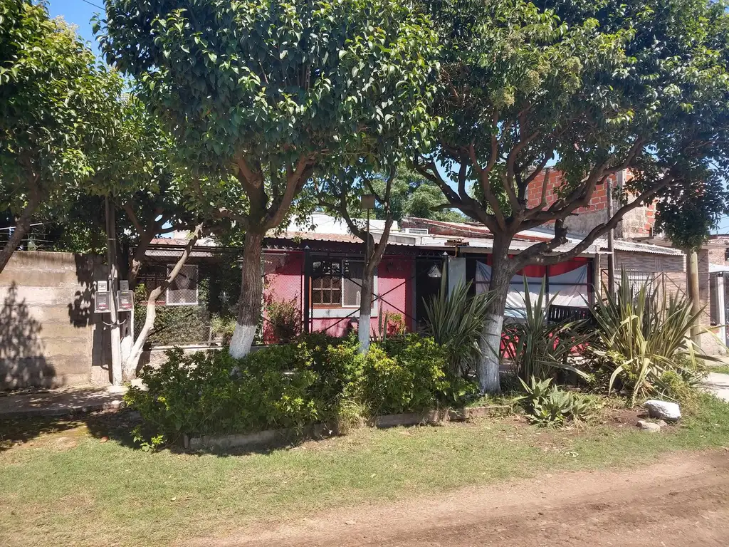 Casa en  venta en Virrey del Pino- Barrio Esperanza