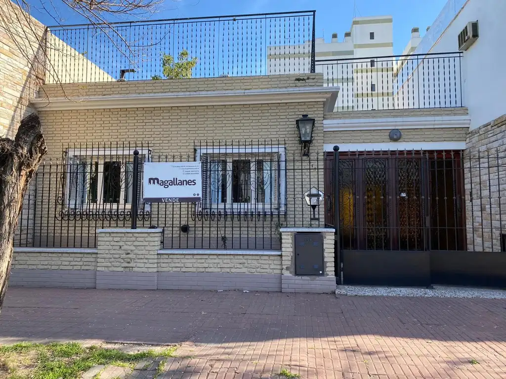 MAGNIFICA CASA EN VENTA ZARATE CENTRO (ZONA RESIDENCIAL)