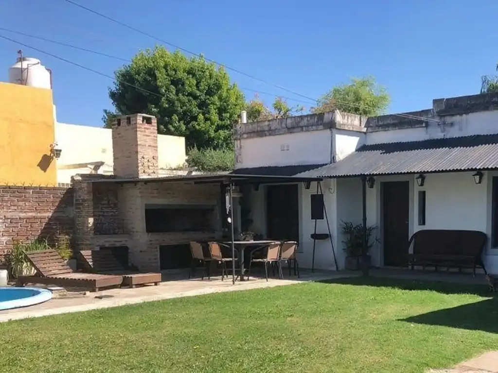 Casa en Venta a pocas cuadras del Centro, Barrio San Cayetano.