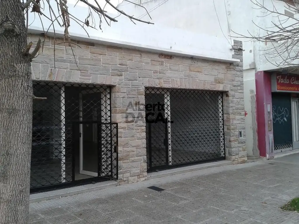 Local en Venta en 473/19 y 20 City Bell - Alberto Dacal Propiedades