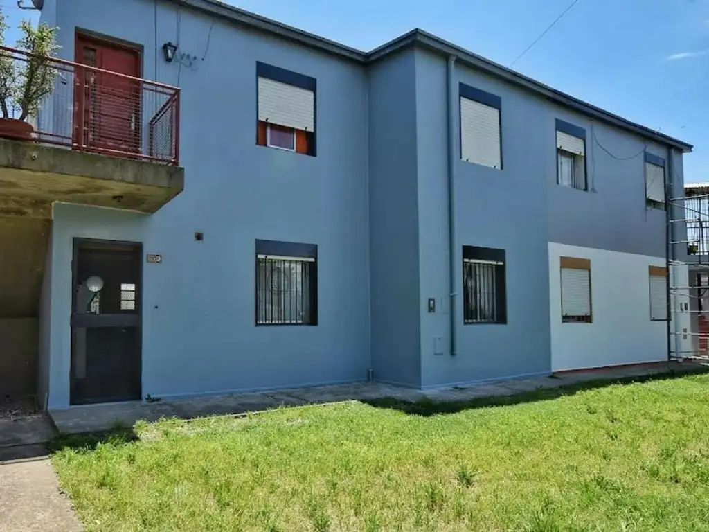 PH en venta - 3 Dormitorios 1 Baño - 95Mts2 - Gonnet