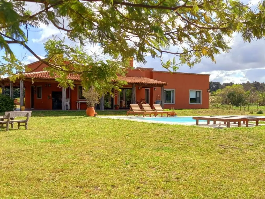 VENTA QUINTA C/PILETA ZONA PARAISO TANDIL