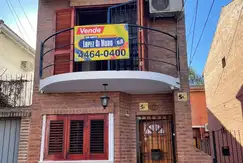 * OPORTUNIDAD *EXCELENTE DUPLEX DE 3 AMBIENTES CON PATIO, PARRILLA Y LAVADERO*