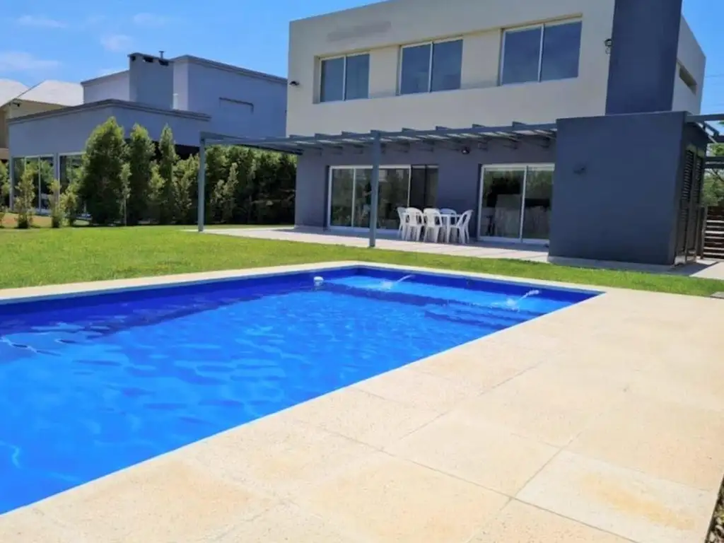 Casa  en Alquiler en Los Lagos, Nordelta, Tigre