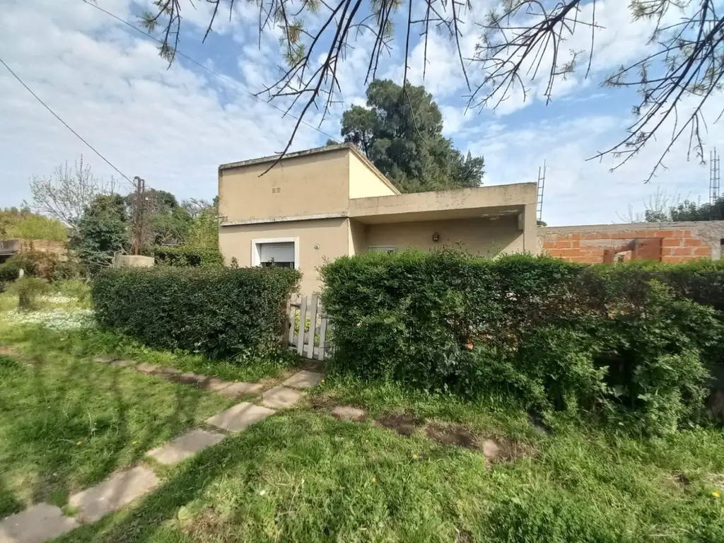 Casa con gran lote en venta, General Las Heras