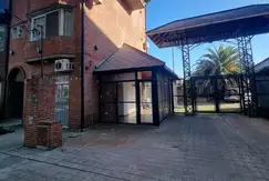Local - Alquiler - Argentina, Quilmes - Av. Hipolito Yrigoyen 1000