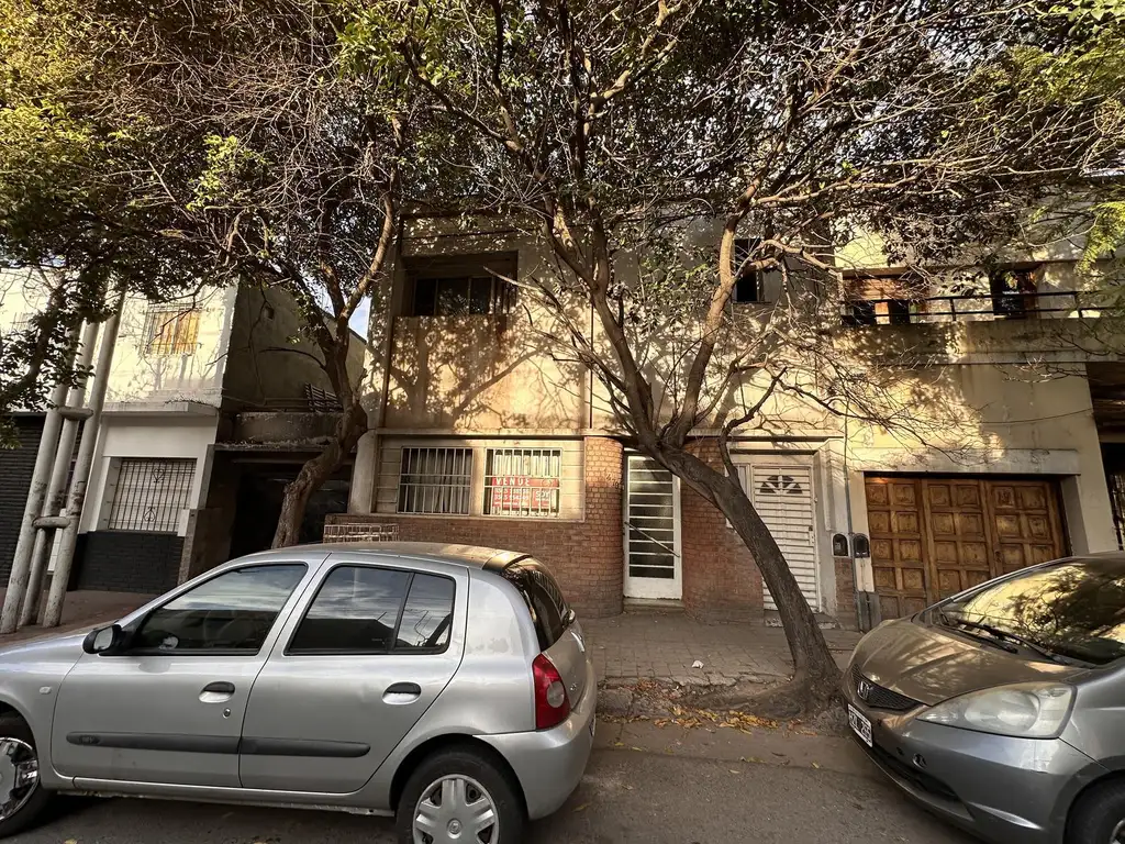 Venta Propiedad  en  calle Belgrano 1479, Barrio Güemes, Córdoba