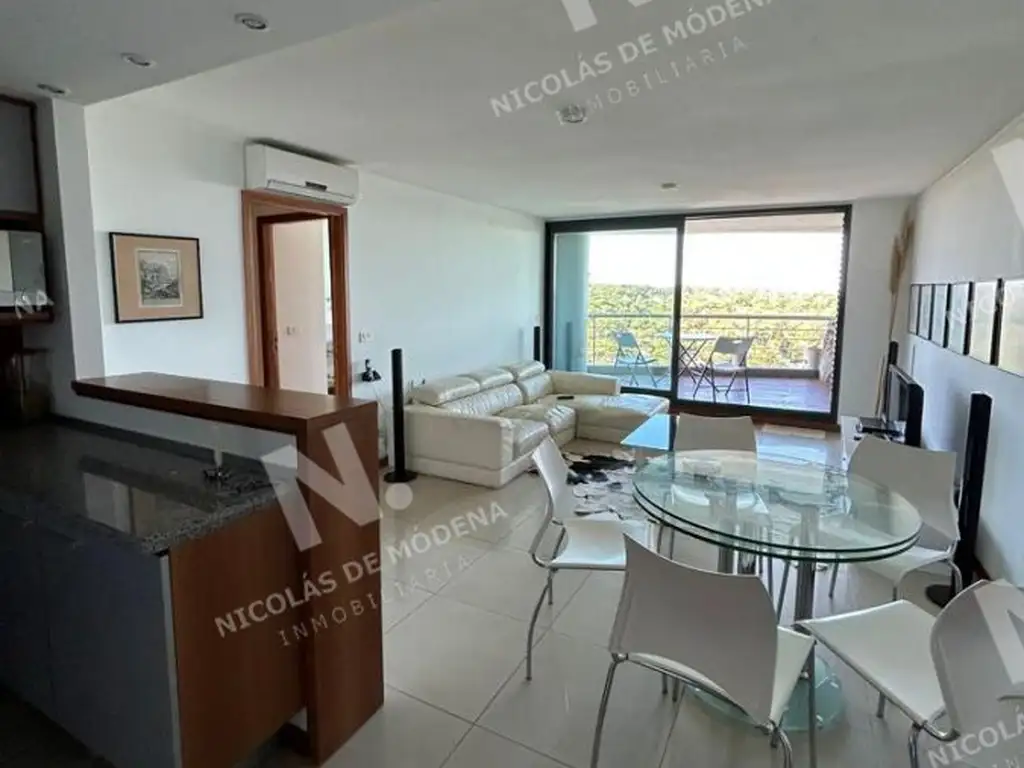 Venta apto 2 dor, 3 baños. Edificio con amenities.