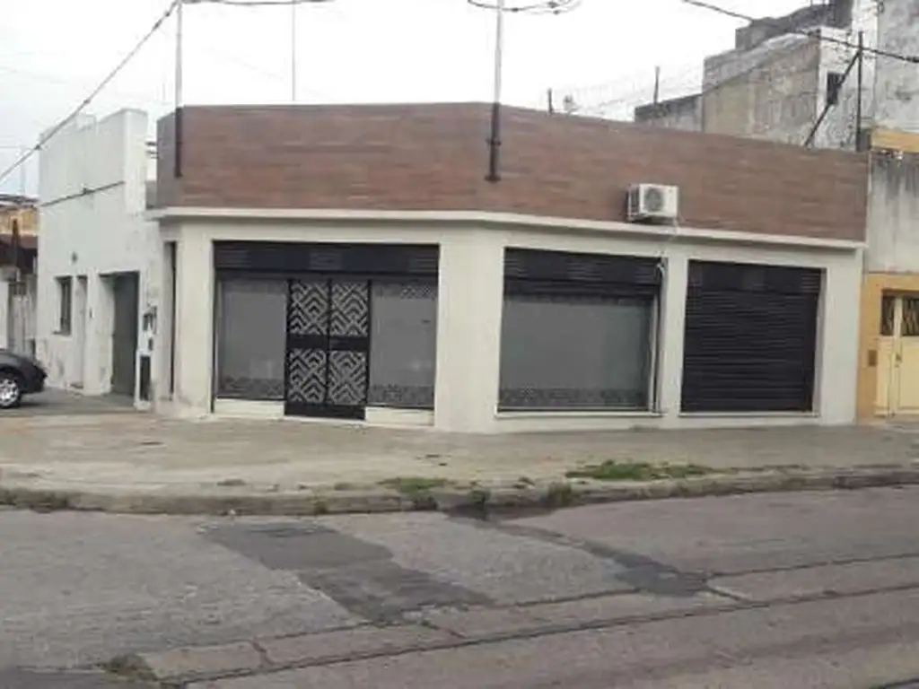 Local en Venta en La Plata [Cod: 161-13574]