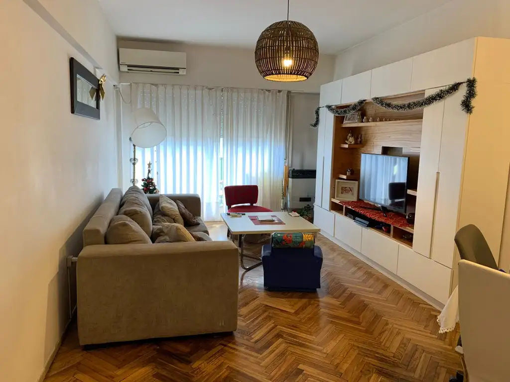 Depto. Belgrano. Venta. Excelente ubicación.4 amb. 71m2. 6°piso al frente..APTO CREDITO.