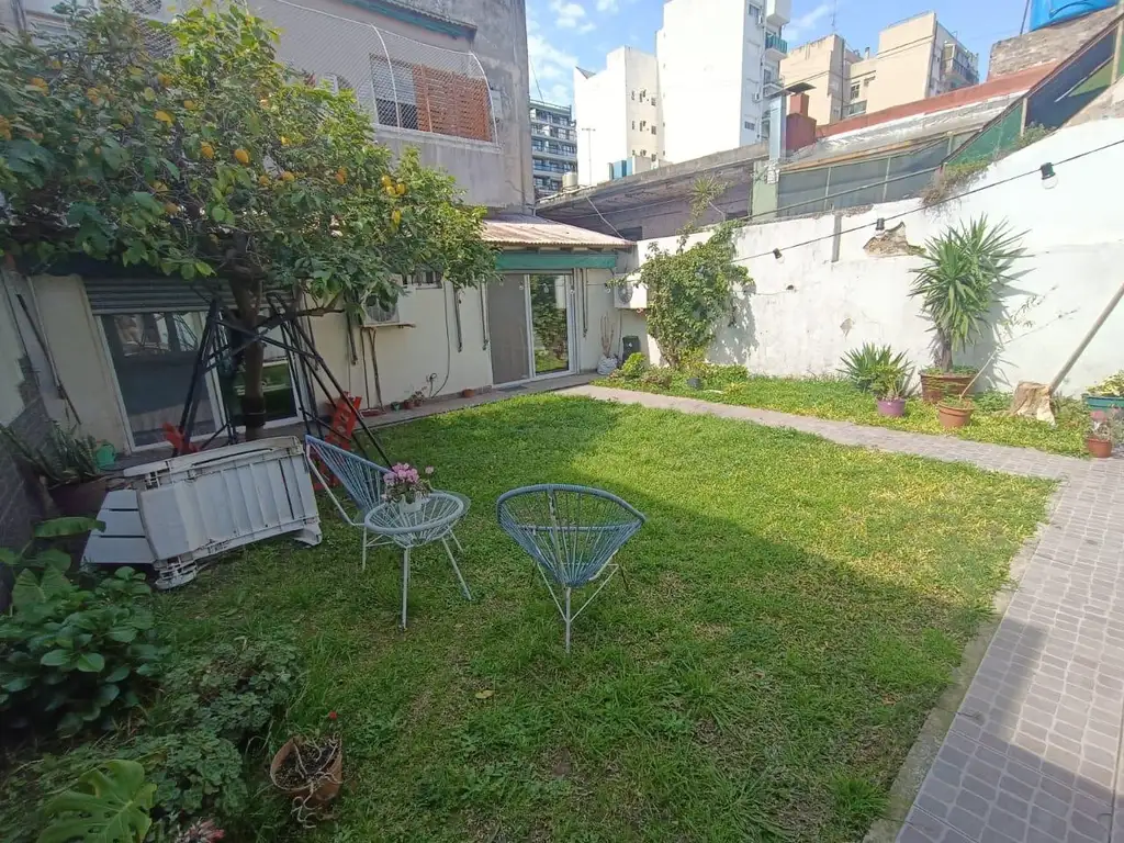 Venta - PH - 3 Ambientes - Jardin - Patio - Quincho - Parrilla - Villa del Parque - Permuta