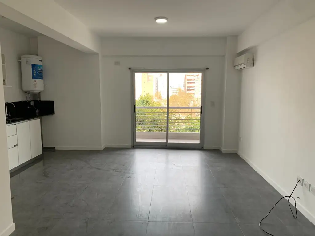 DEPARTAMENTO MONOAMBIENTE EN VENTA EN SAN MARTIN CENTRO