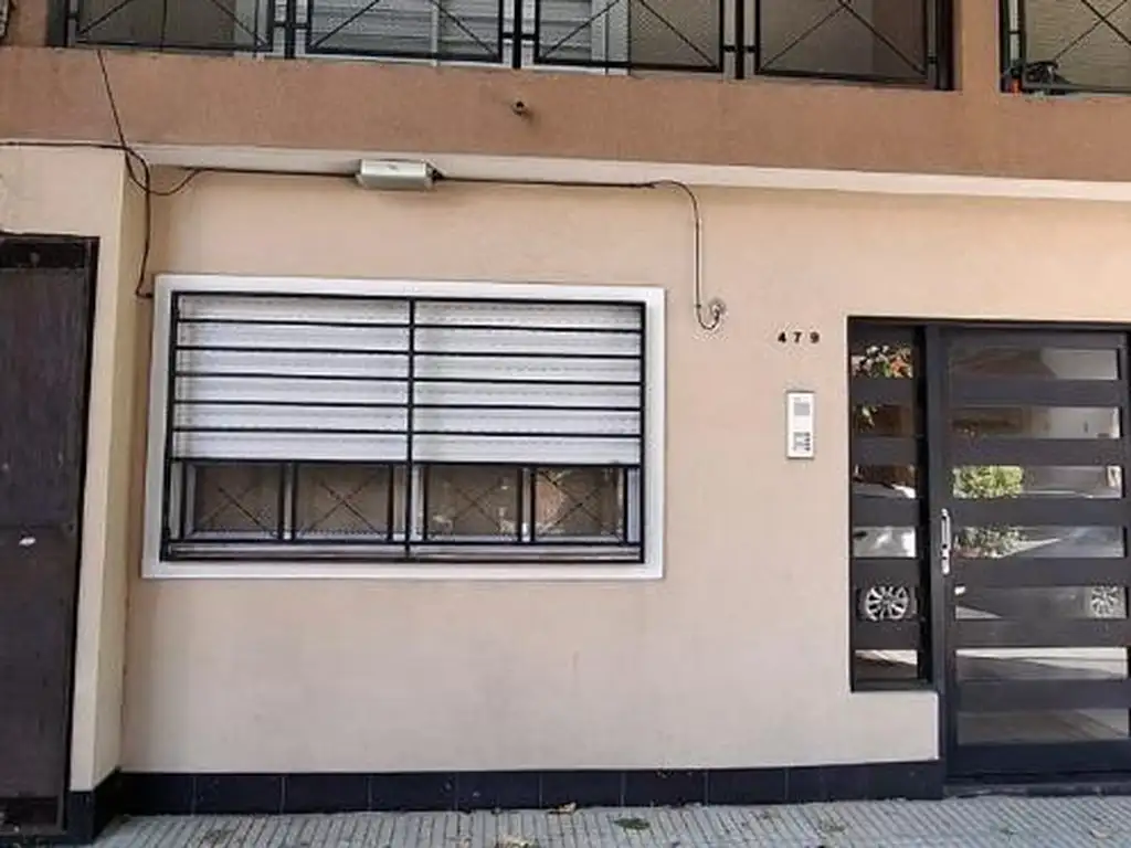 duplex de 3 ambientes en villa luro