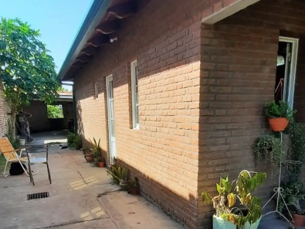 VENDO CASA SAN JUSTO SANTA FE (CALLE PEDRO GAGERO 2800)