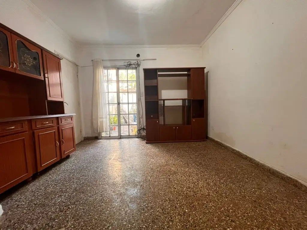 VENTA PH DE 3 AMBIENTES CON LAVADERO, PATIO Y LOSA