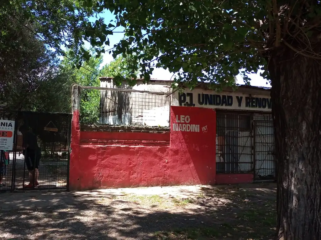 CASA EN LOTE PROPIO