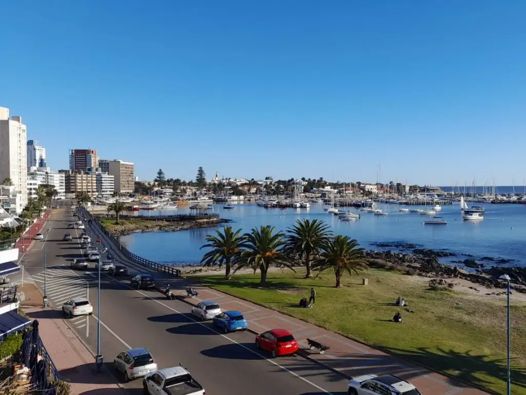 Departamento - Alquiler temporario - Uruguay, PUNTA DEL ESTE - CALLE 27 (Los Muergos) 302