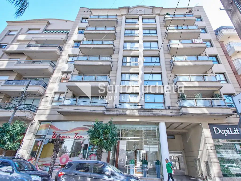 Venta semipiso 4 amb con cocheras en  Ramos Mejia