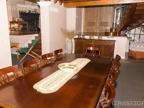 Casa en Venta con cochera