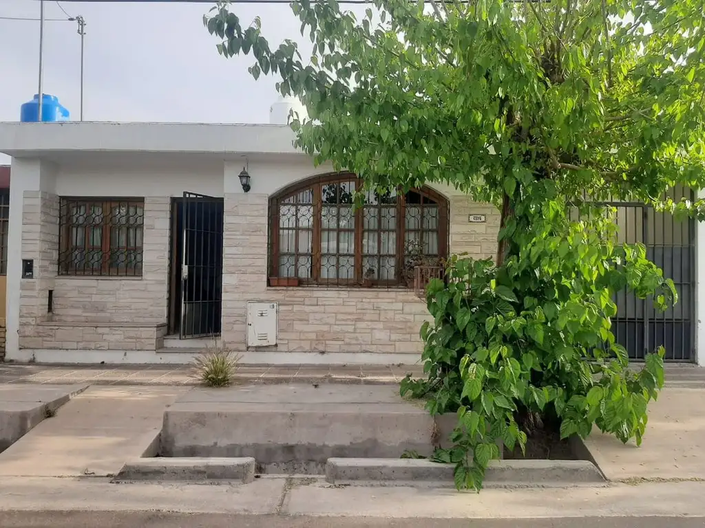 Venta Casa Dorrego Gllén