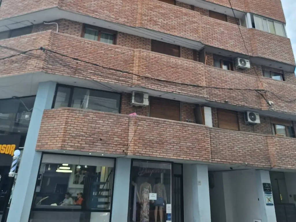 VENDO HERMOSO DEPARTAMENTO 1D MICROCENTRO