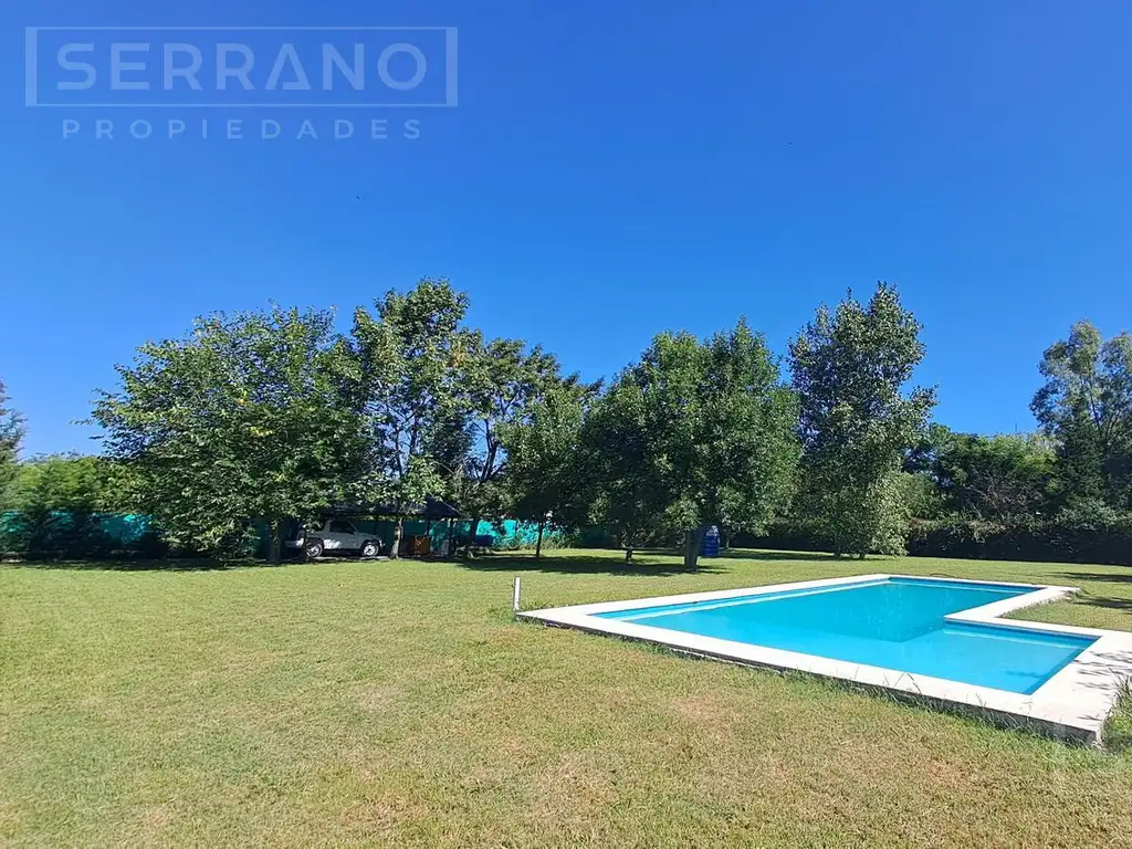 Venta. Lote Terreno con pileta y quincho. Parque Jularó. Exaltación de la cruz