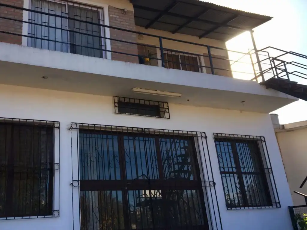 Casa 2 dormitorios y Local comercial en venta Salsipuedes