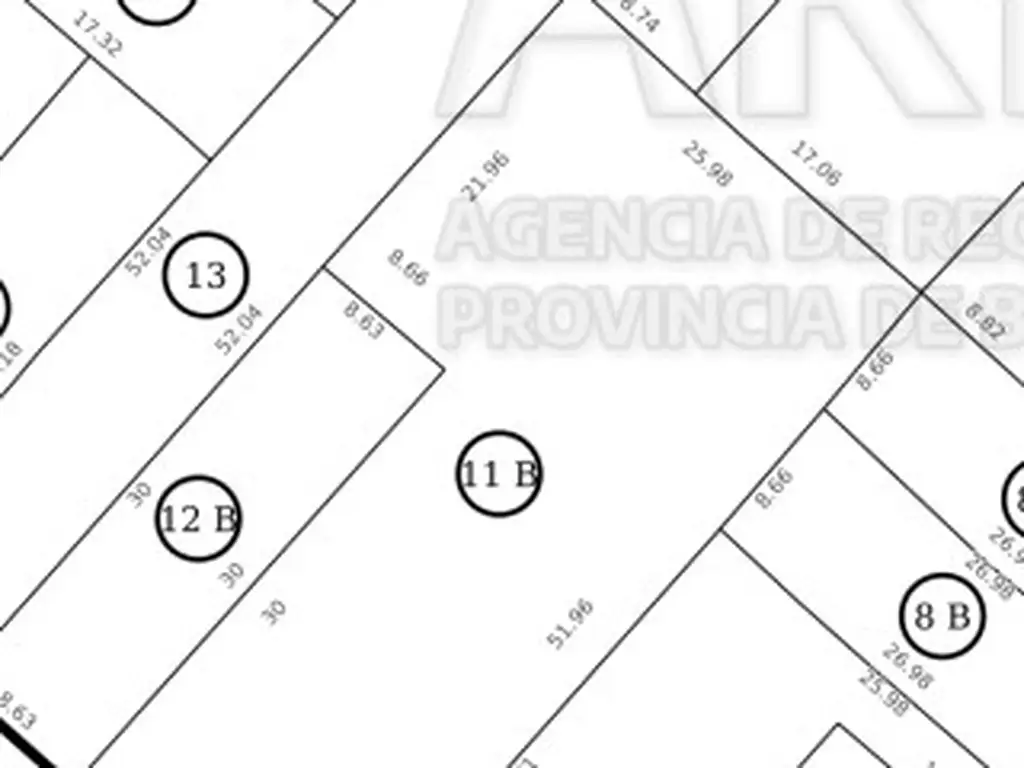 Terreno sobre Avenida Peron 17.32 metros de frente Superficie 1090 m2