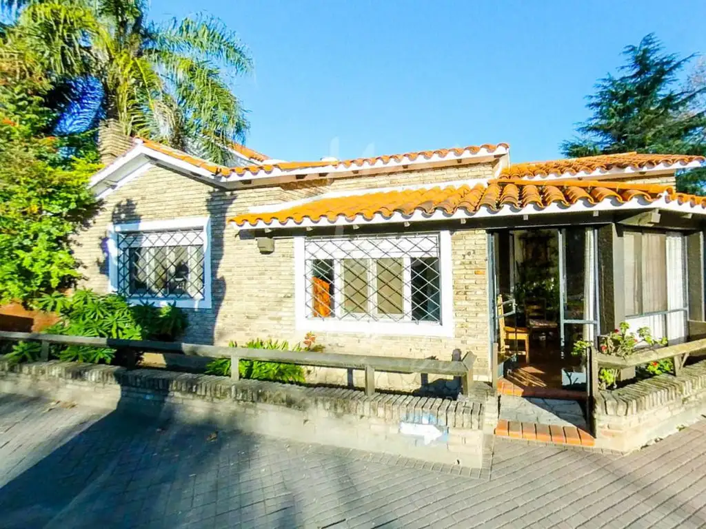 Casa en venta Rosario Alberdi