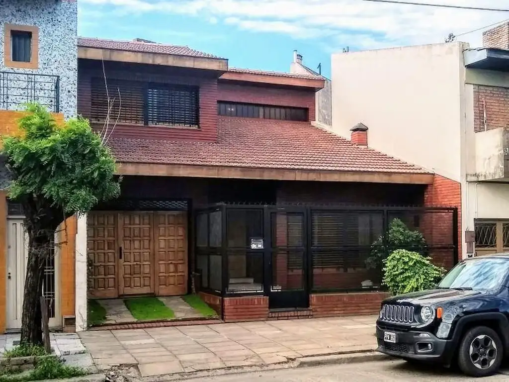 4 AMBIENTES | AV. ARGENTINA  al 5300