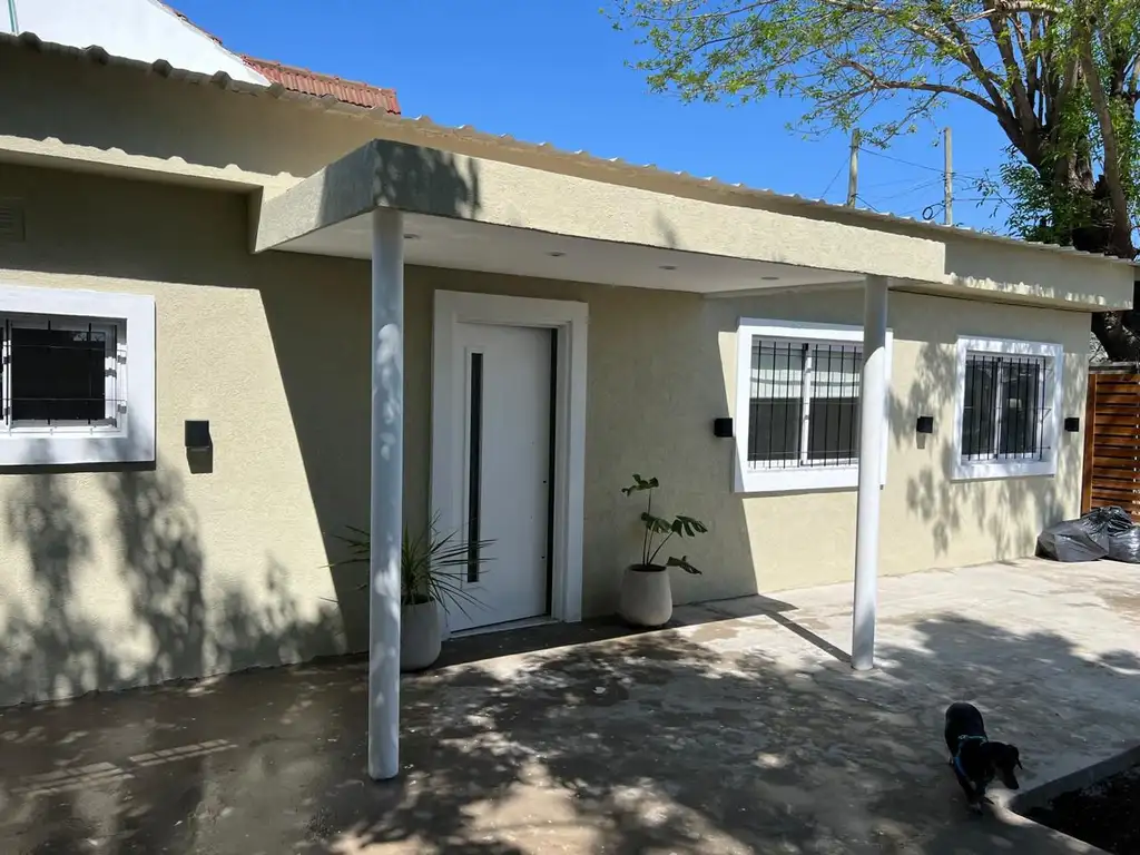 VENTA CASA TRES AMBIENTES CON COCHERA – SAN MIGUEL