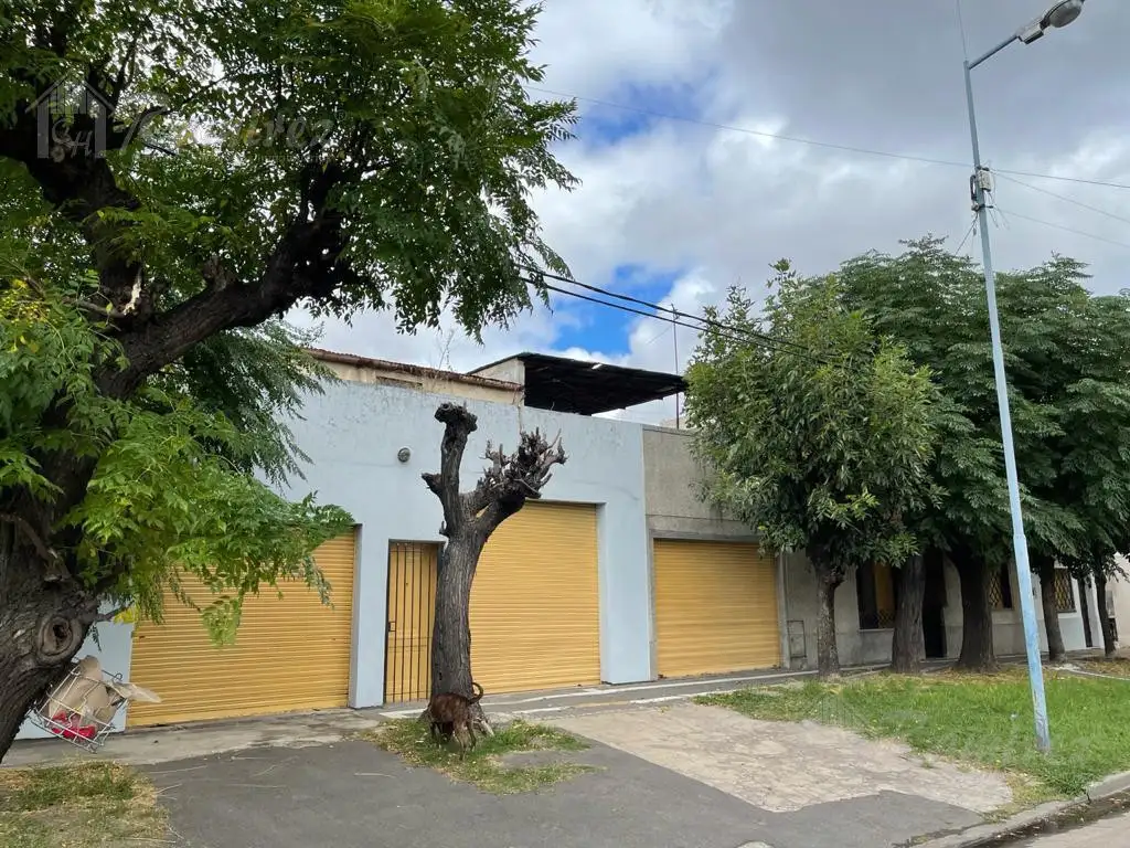 Casa 5 Ambientes En Venta - Valentin Alsina, Lanus