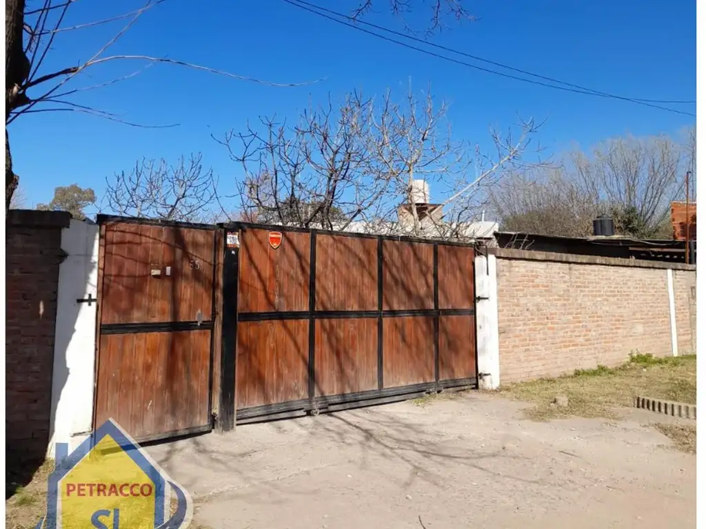 Casa al frente , 3 dormitorios en venta