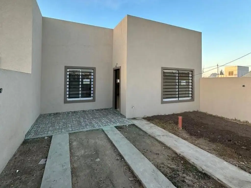 VENTA DE CASA A ESTRENAR EN SAN VICENTE