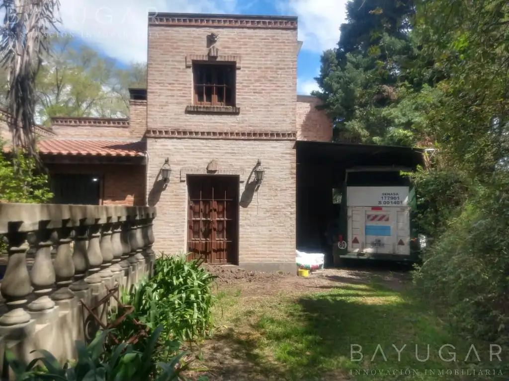 Venta Casa Quinta - Pilar Centro - Con caballerizas