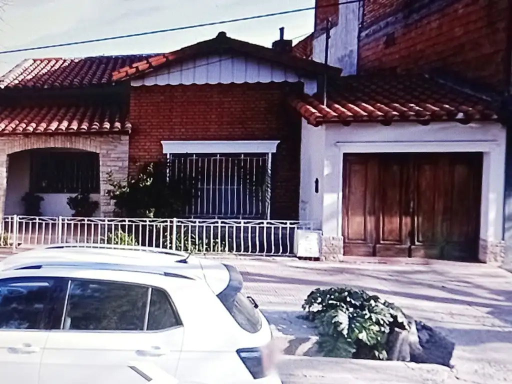 Venta casa zona judicial San Rafael Mza.-