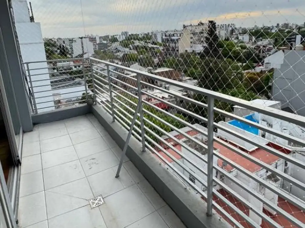 MONOAMBIENTE CON TERRAZA PROPIA