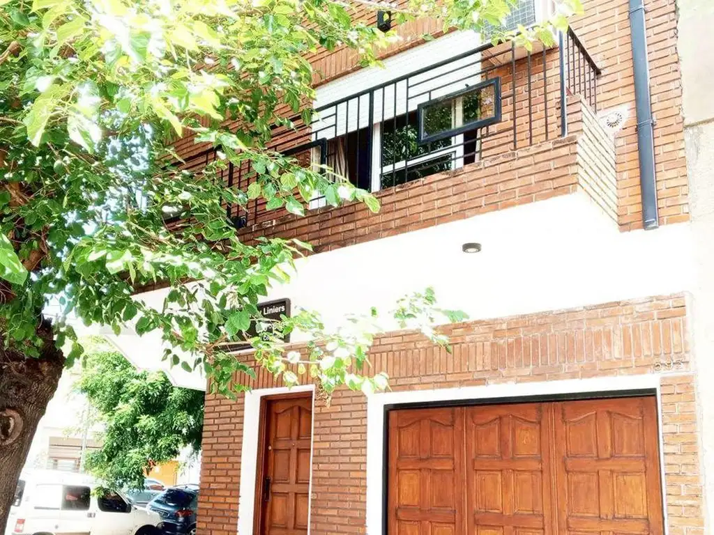 Casa 4 ambientes. | Virrey Liniers al 500