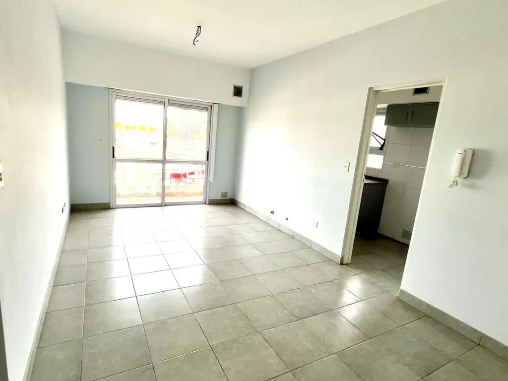 Departamento - Venta - Argentina, La Matanza - Av. Brig. Gral. Juan Manuel de Rosas 6200