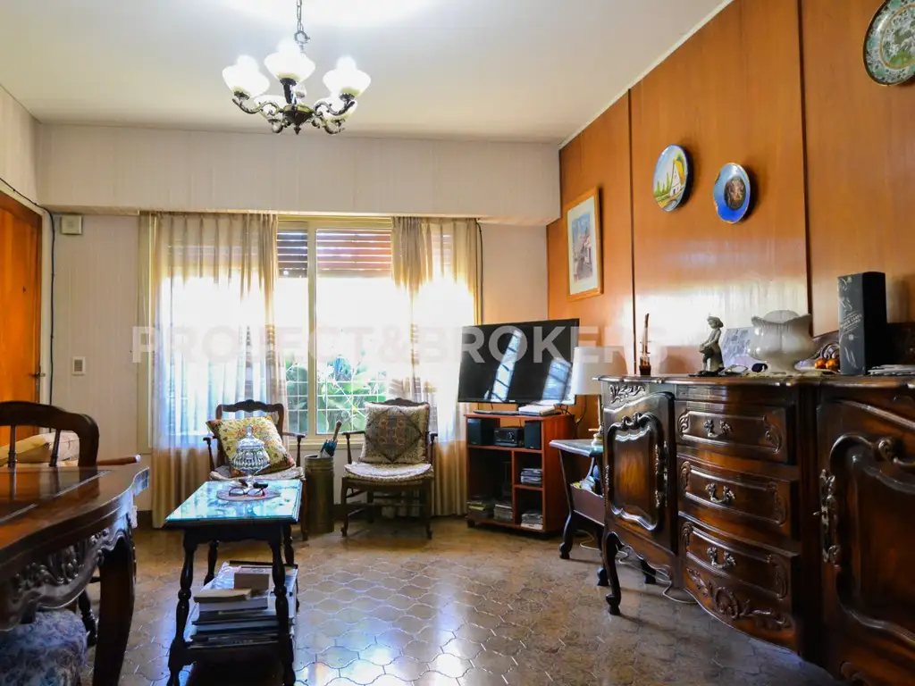 Casa en venta en Castelar Norte