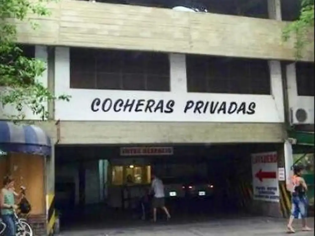 Cochera en  Pleno centro de la ciudad