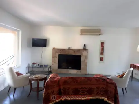 Casa en Venta con cochera