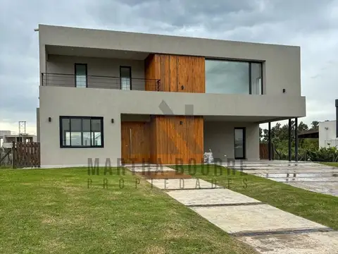 Casa  en Venta en La Calesa, Pilara, Pilar