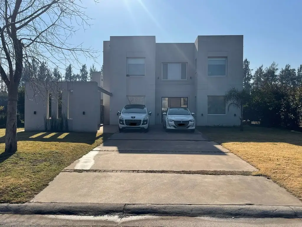 Casa en Venta Barrio Santa Teresa Villanueva