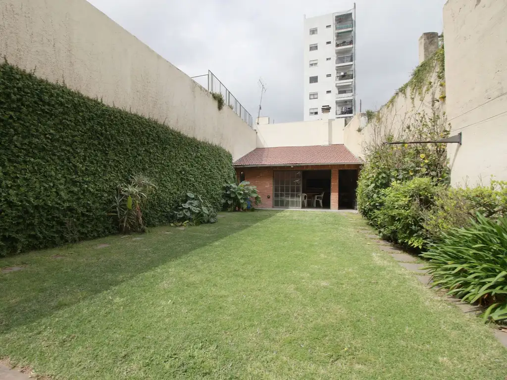 VENTA CASA 5 AMB COCHERA QUINCHO PARQUE ALMAGRO