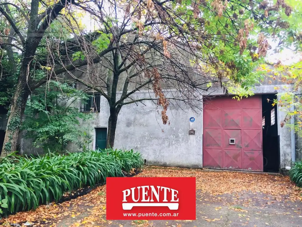 Depósito con salida a 2 calles en Luis Guillón, Esteban Echeverría