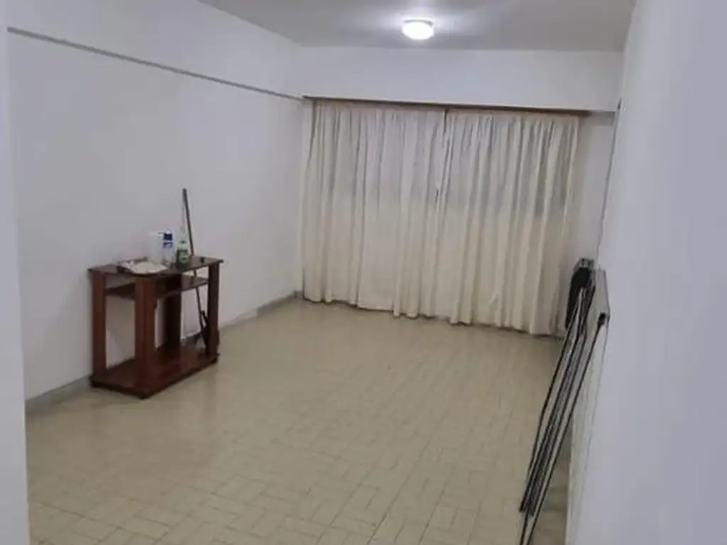 Departamento en venta - 1 Dormitorio 1 Baño 1 Cochera - 50mts2 - Necochea