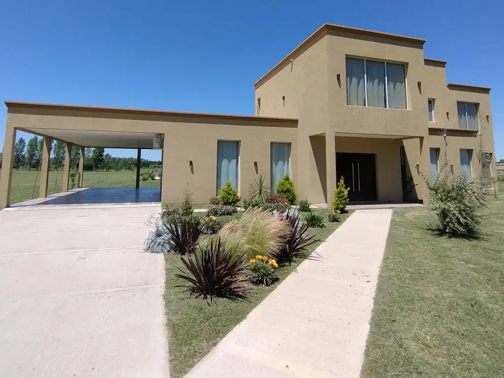 Casa en Estancia La Macarena