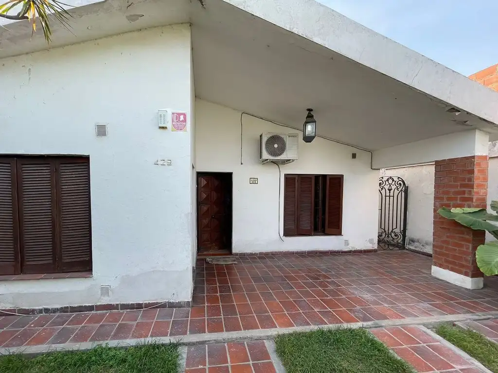 VENTA CASA EN CALLE RIOJA AL 400 BARRIO CONGRESO