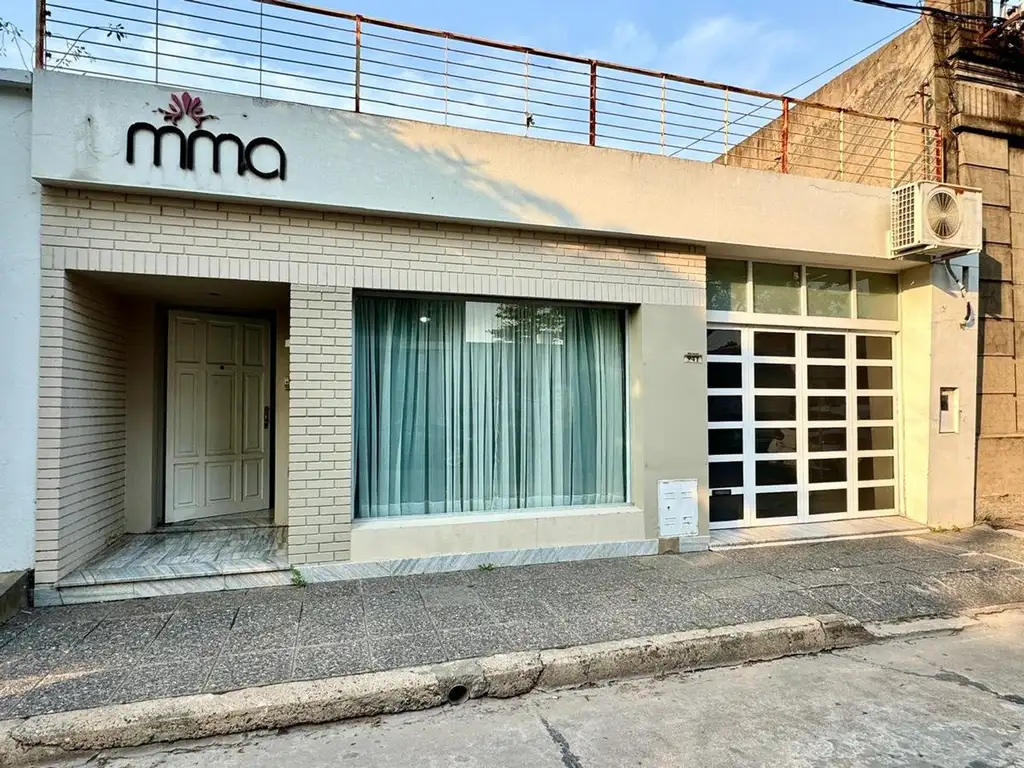 VENTA / CASA CENTRICA / RAFAELA